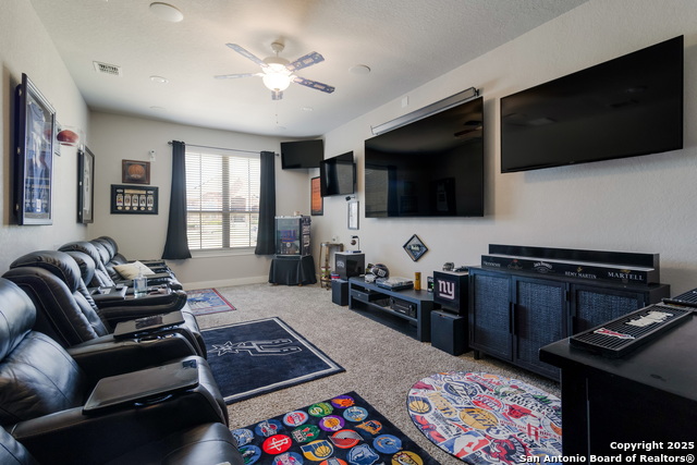 Image 27 of 35 For 10588 Gage Park