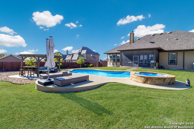 Image 31 of 35 For 10588 Gage Park