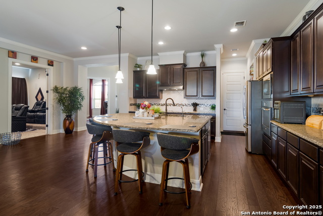 Image 7 of 35 For 10588 Gage Park