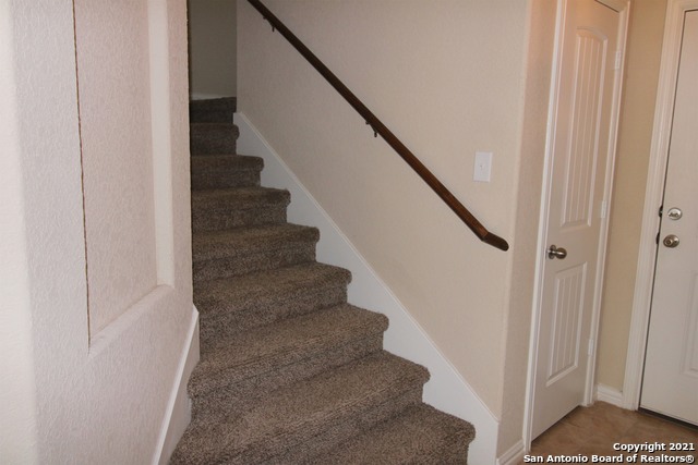 Image 9 of 26 For 9118 Hogarten