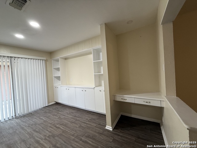 Image 6 of 19 For 10104 Ironside