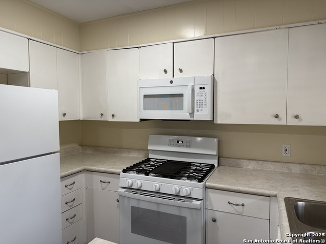 Image 9 of 19 For 10104 Ironside