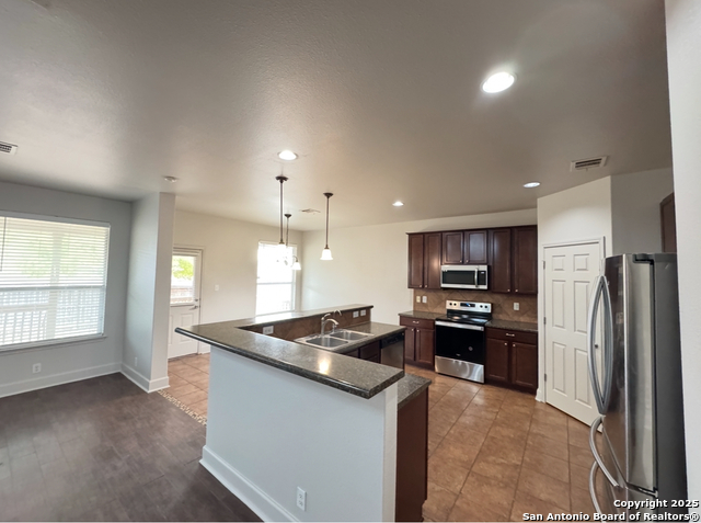 Image 6 of 9 For 1011 Orchid Grv