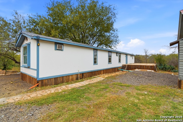 Image 23 of 32 For 9455 Foster Rd S