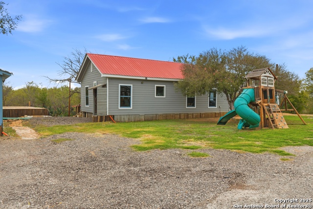 Image 4 of 32 For 9455 Foster Rd S