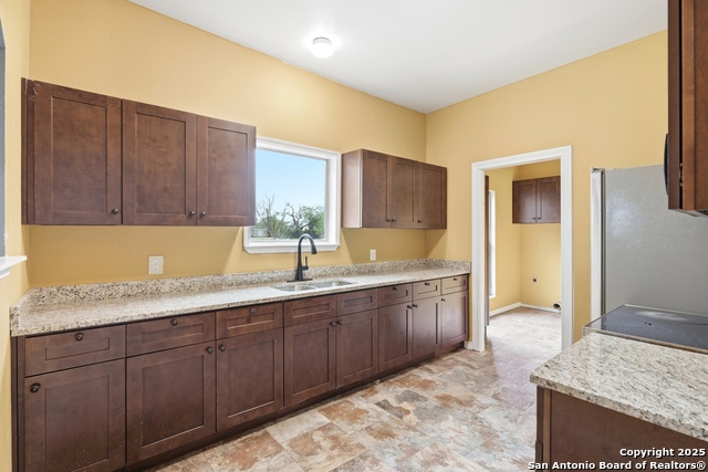 Image 9 of 32 For 9455 Foster Rd S