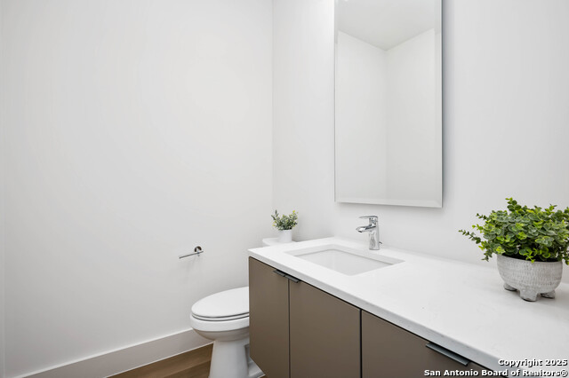 Listing photo id 44 for 211 Wellesley Hill