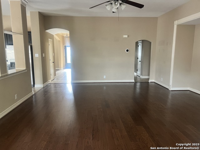 Image 11 of 21 For 2431 Tremonto