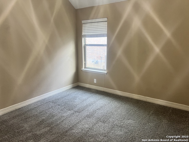 Image 14 of 21 For 2431 Tremonto