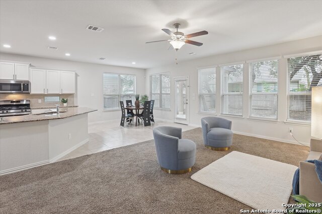 Image 11 of 36 For 715 Gallorette