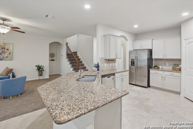 Image 14 of 36 For 715 Gallorette