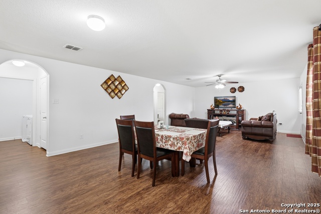 Listing photo id 8 for 12251 Siragusa