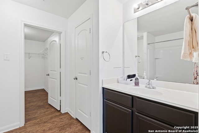 Listing photo id 17 for 12251 Siragusa