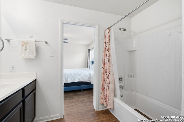 Listing photo id 19 for 12251 Siragusa