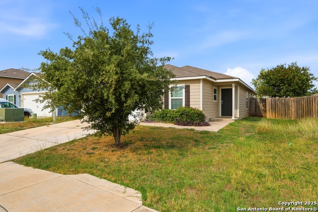 Listing photo id 32 for 12251 Siragusa