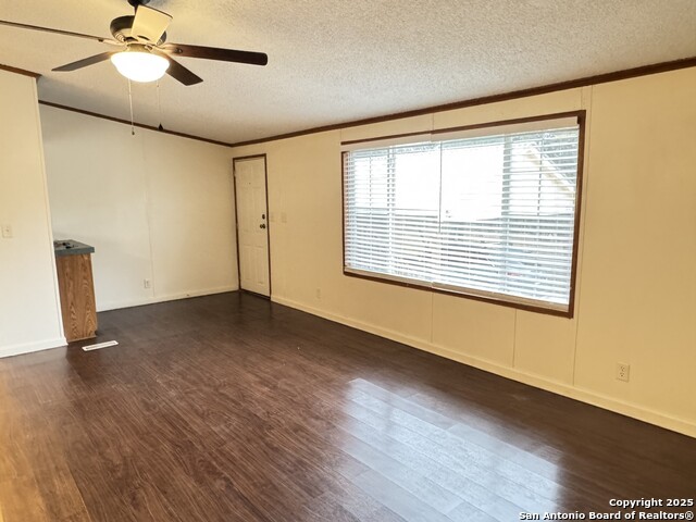 Image 7 of 20 For 1036 Rebecca Springs