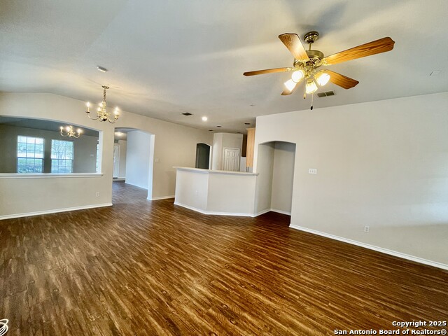 Image 29 of 29 For 102 Lindseys