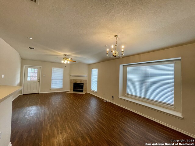 Image 5 of 29 For 102 Lindseys