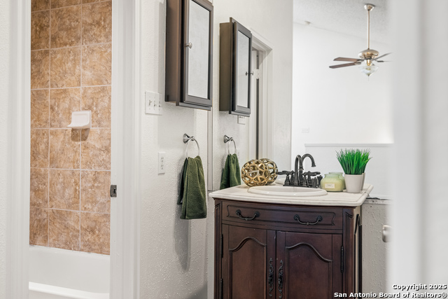 Image 18 of 21 For 14122 Churchill Estates 107