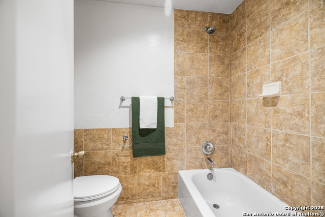 Image 19 of 21 For 14122 Churchill Estates 107