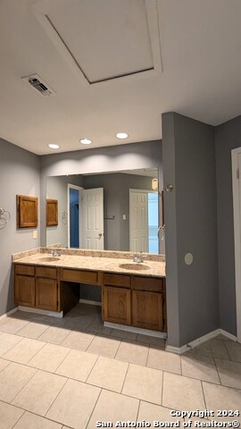 Image 20 of 41 For 5758 Spring Moon