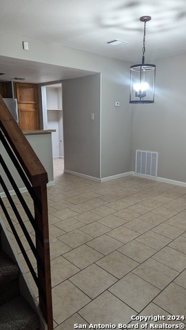 Image 5 of 41 For 5758 Spring Moon