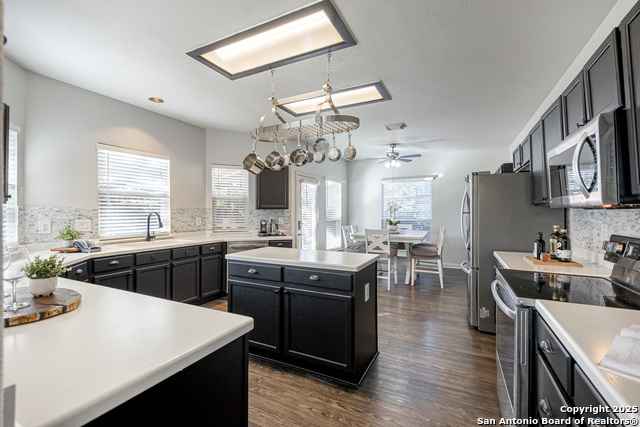 Image 13 of 44 For 1514 Crescent Ct