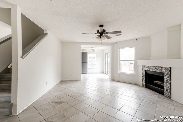 Image 11 of 28 For 5615 Camry Springs