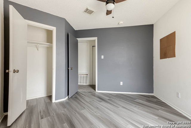 Image 13 of 28 For 5615 Camry Springs