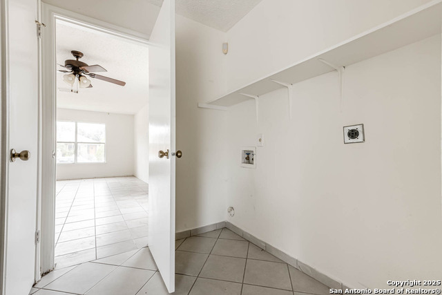 Image 20 of 28 For 5615 Camry Springs