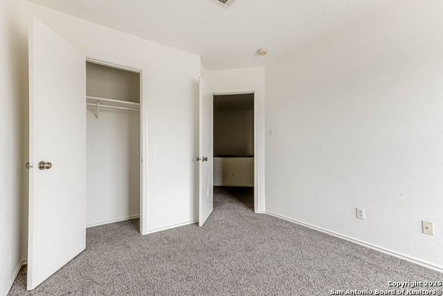 Image 22 of 28 For 5615 Camry Springs