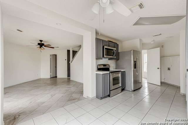 Image 6 of 28 For 5615 Camry Springs