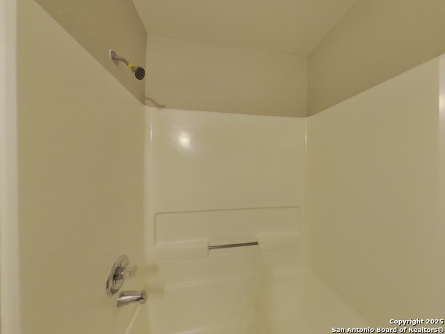 Image 15 of 17 For 9603 Kennebec