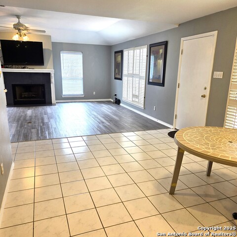 Image 12 of 27 For 23007 Breeze St S