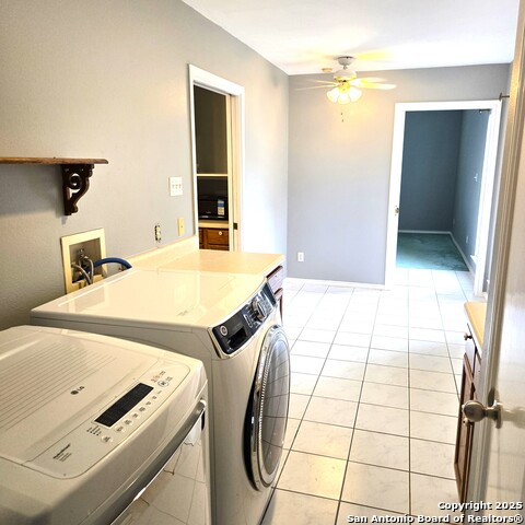 Image 23 of 27 For 23007 Breeze St S