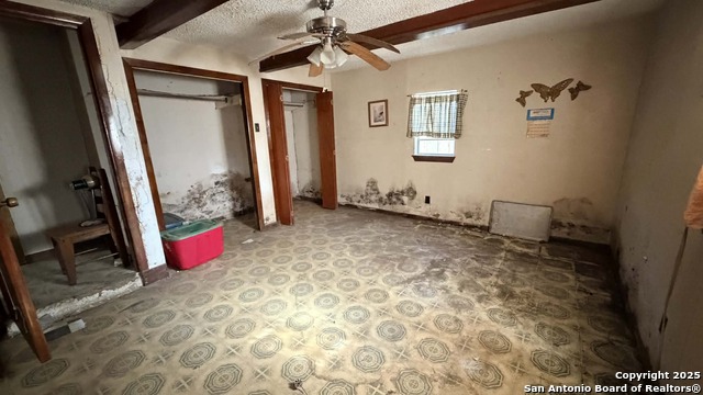 Image 12 of 17 For 906 Canton  