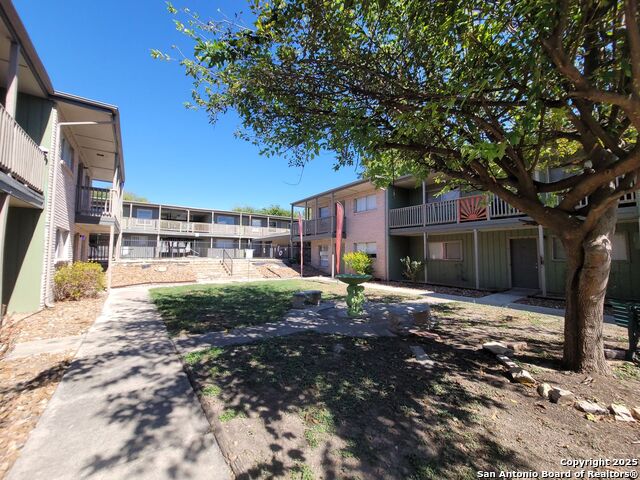 Details for 516 Gentleman  5, Balcones Heights, TX 78201