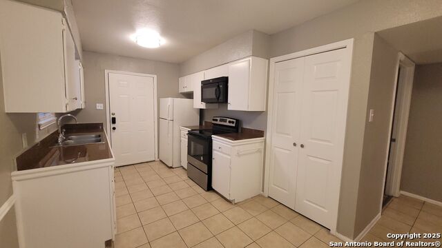 Image 4 of 15 For 516 Gentleman  5