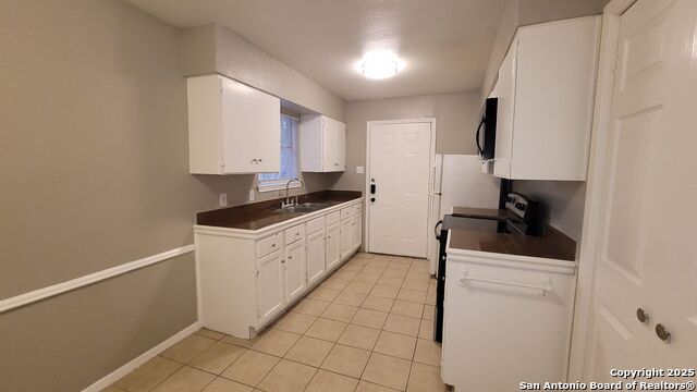 Image 5 of 15 For 516 Gentleman  5