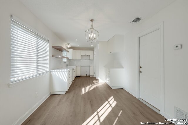 Listing photo id 8 for 7279 Pine Branch