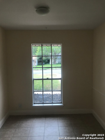 Image 6 of 14 For 5643 Sir Gareth Dr