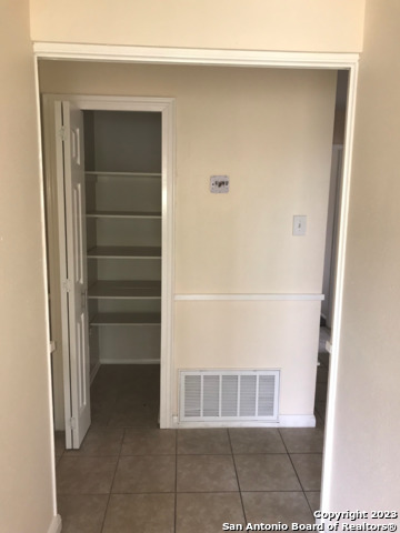 Image 8 of 14 For 5643 Sir Gareth Dr