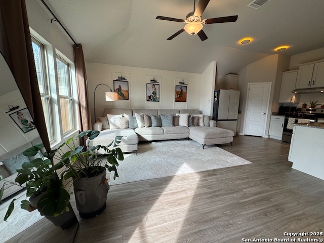 Image 16 of 43 For 5510 Coral Valley