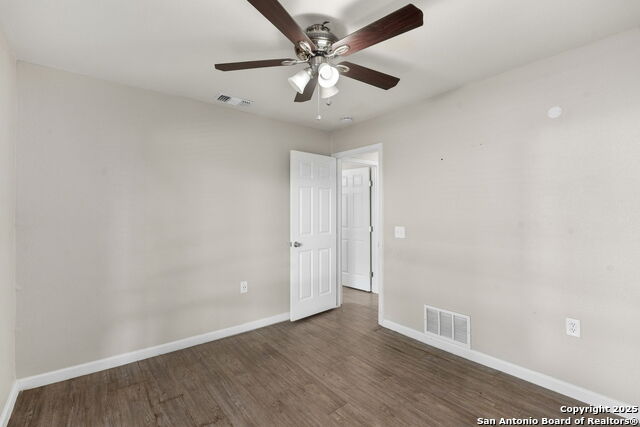 Image 24 of 39 For 12714 La Fonda