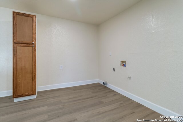 Image 12 of 25 For 130 Southcross Blvd E