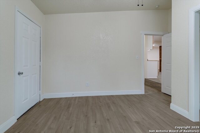 Image 14 of 25 For 130 Southcross Blvd E