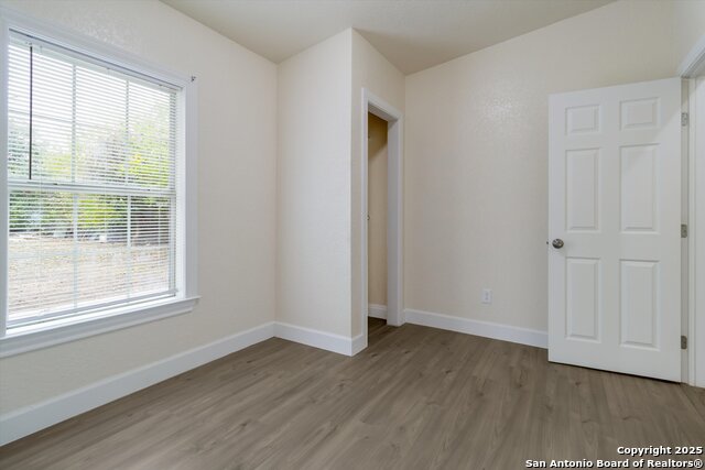 Image 19 of 25 For 130 Southcross Blvd E