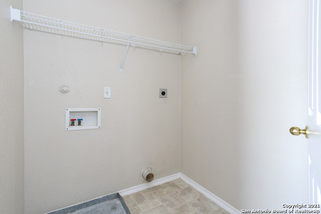 Image 23 of 30 For 6730 Loma Vino