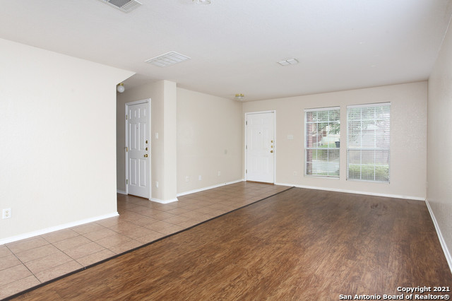 Image 4 of 30 For 6730 Loma Vino