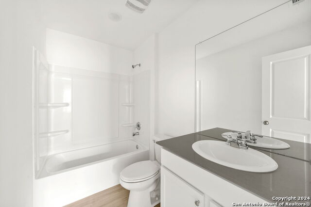 Image 20 of 26 For 719 Grey Dove